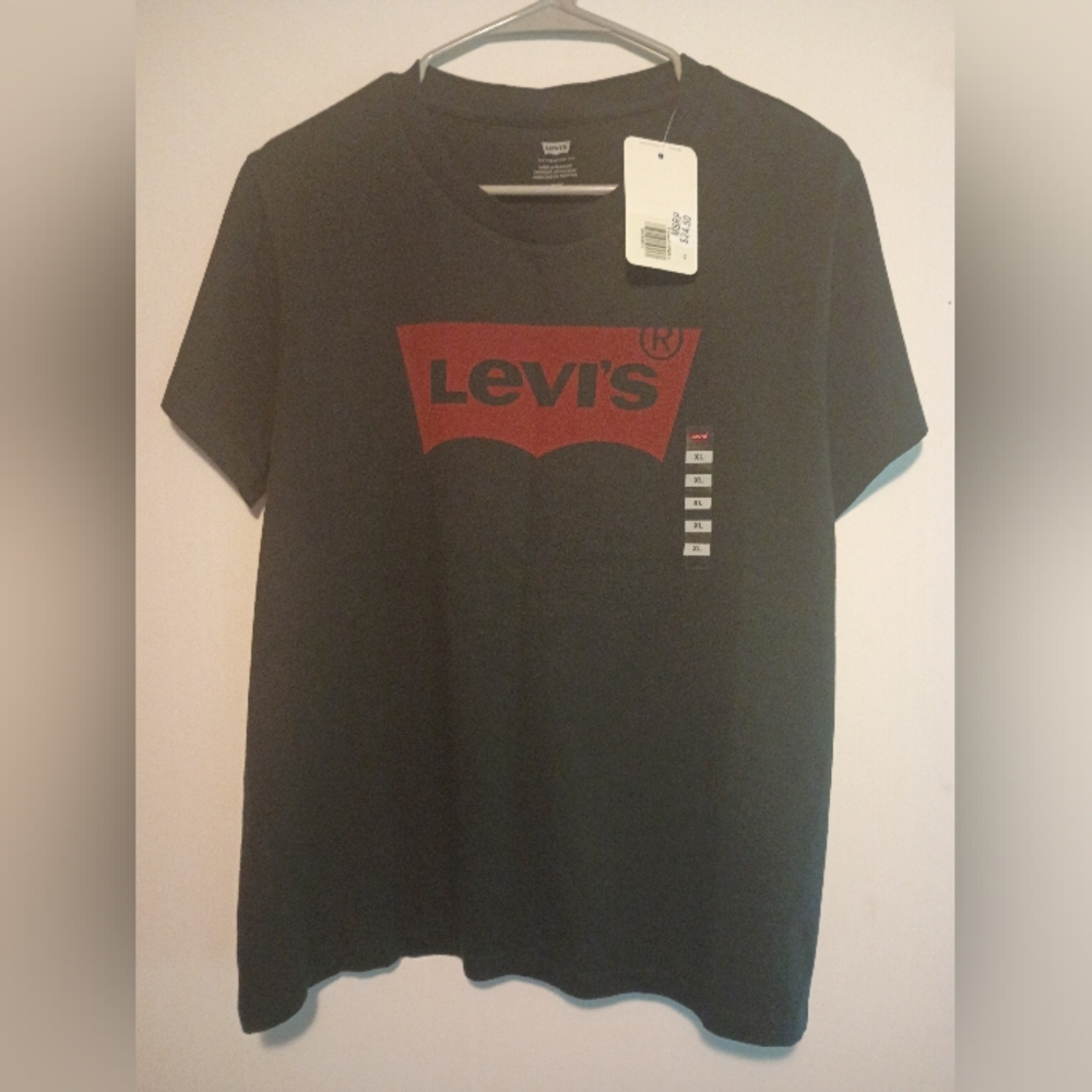 Levi's Women's T-Shirt